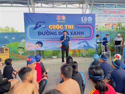 Swimming competition for students in the summer campaign