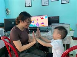 Đồng hành cùng trẻ tự kỷ và trẻ chậm nói