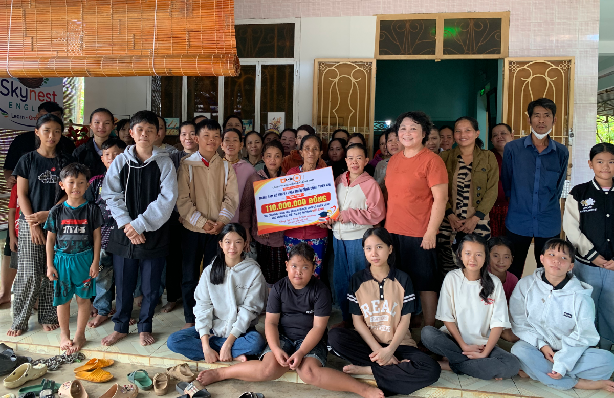 BANG PHAT COMPANY CONTINUES TO SUPPORT DISADVANTAGED STUDENTS IN DUC LINH